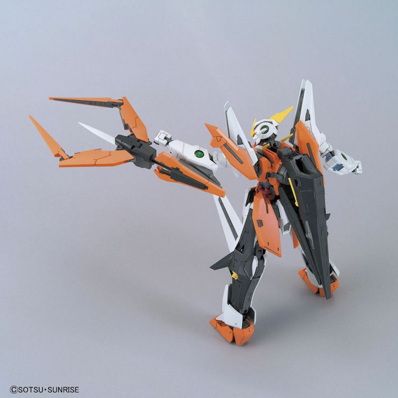 GN-003 Gundam Kyrios - Master Grade