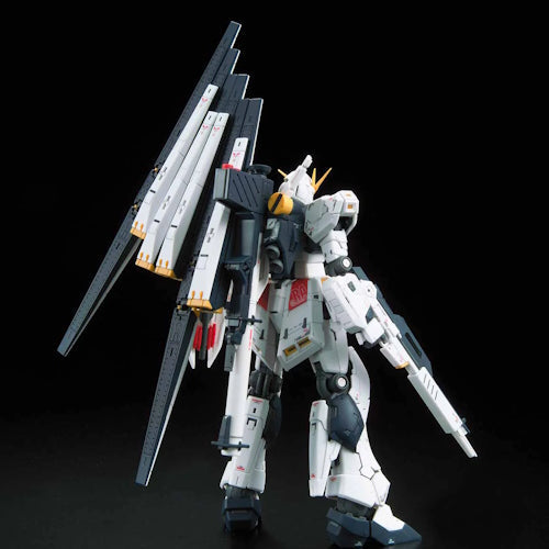 RX-93 ν Gundam (Nu Gundam) - Real Grade